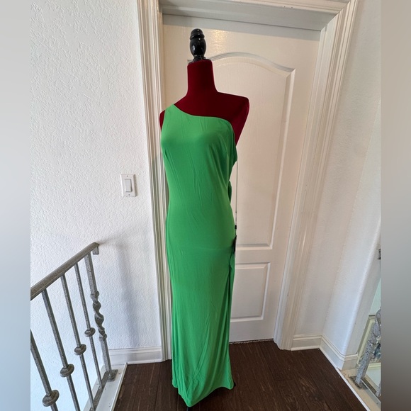 NWT Mac Duggal Sz 8 Elegant One-Shoulder Kelly Green Dress with high slit 26512 - Picture 4 of 8